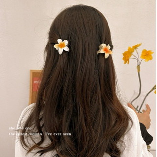 [HỎA TỐC - HÀNG CÓ SẴN 4CM - HÌNH SHOP TỰ CHỤP THẬT 100%] [𝟏 𝐊𝐄̣𝐏] Kẹp tóc hoa sứ hot trend mùa hè size mini 4cm