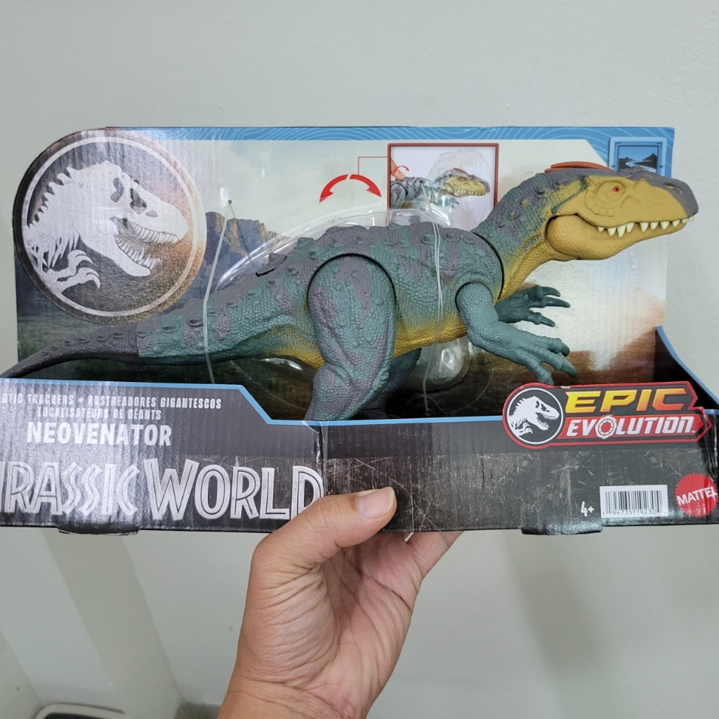 Đồ chơi khủng long Mattel Jurassic World Gigantic Trackers Neovenator