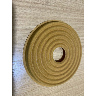 Nhện loa bass đường kính 11,5 cm chân cao.