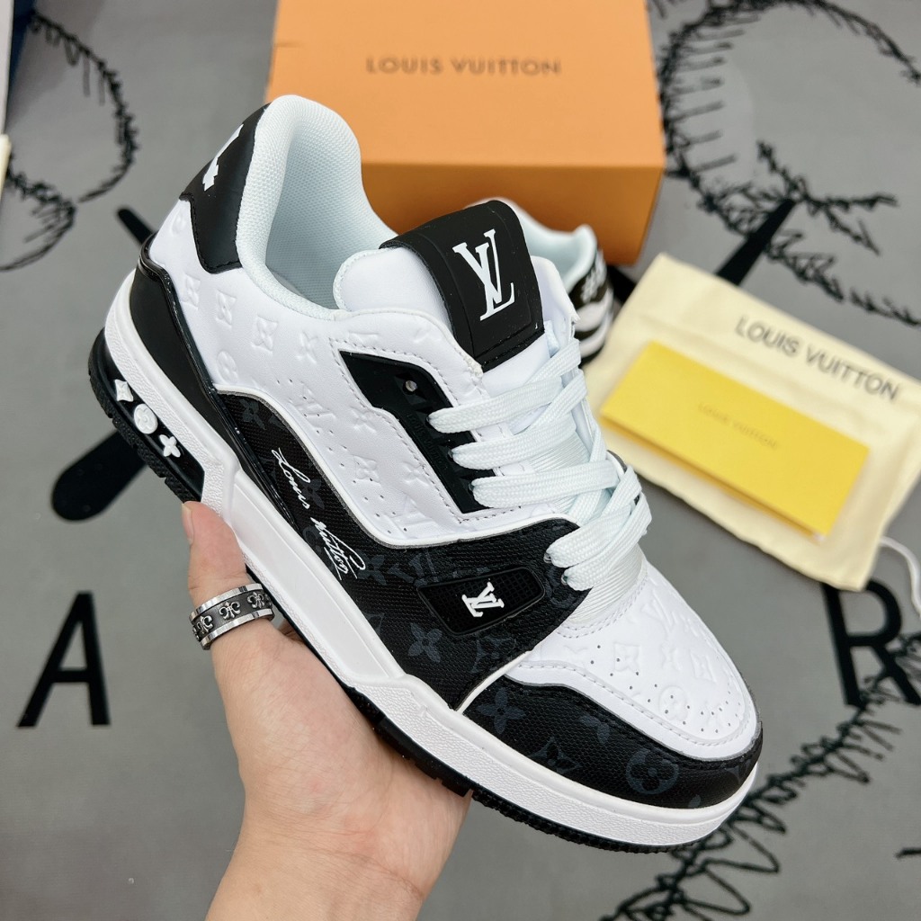 Giày Thể Thao LV 54 Trainer Signature Black White Đen Trắng Bản Cao Cấp Full Bill Box 2024 | BigBuy360 - bigbuy360.vn