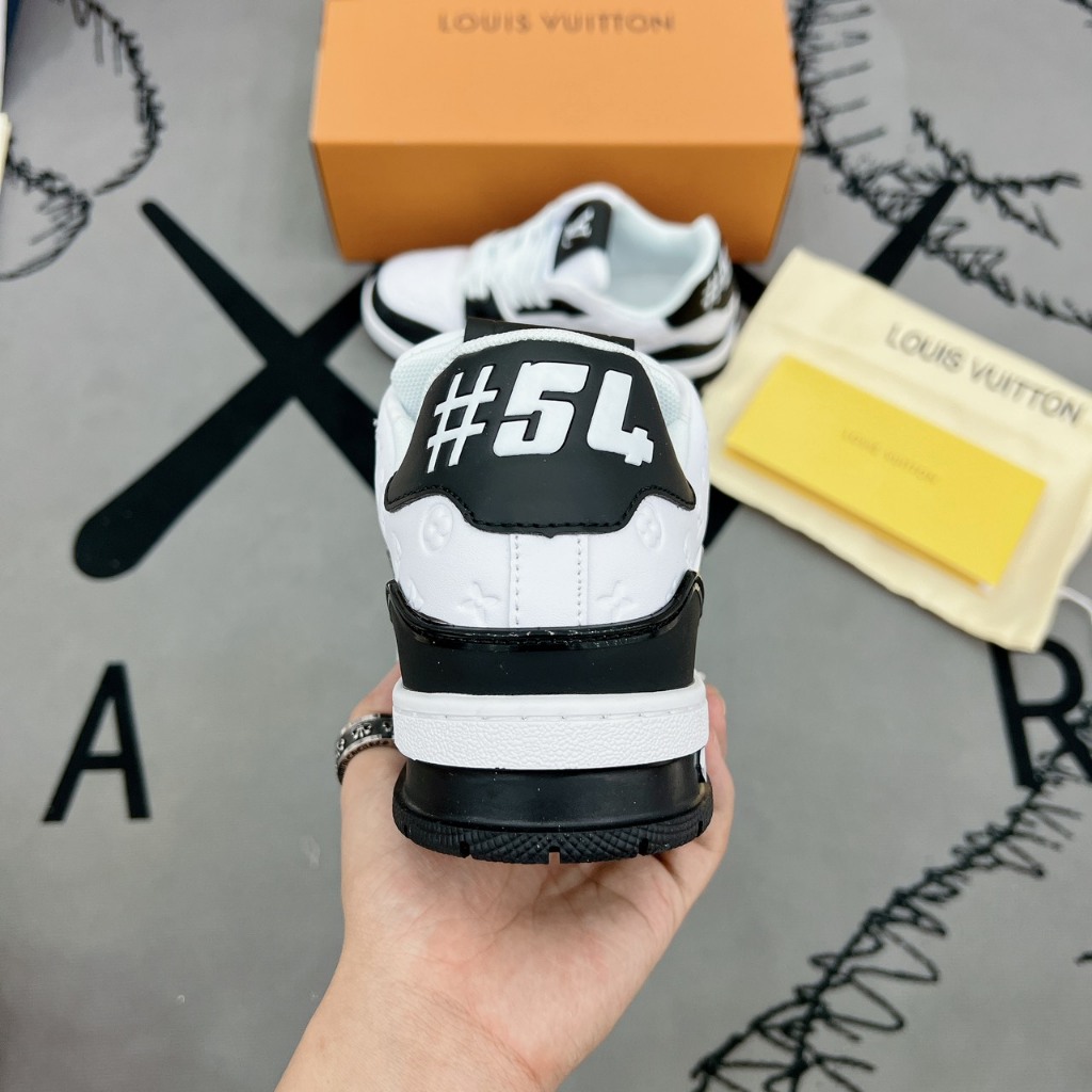 Giày Thể Thao LV 54 Trainer Signature Black White Đen Trắng Bản Cao Cấp Full Bill Box 2024 | BigBuy360 - bigbuy360.vn