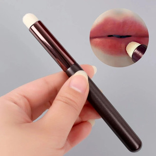  Cọ trang điểm che khuyết điểm môi đầu tròn cầm tay đa chức năng – HKB684 