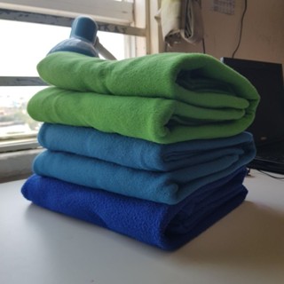 Chăn Mền Nỉ Hàng Không mỏng mát, Màu ngẫu nhiên, gọn nhẹ, dùng đa năng mọi nơi (Size 1 người đắp)