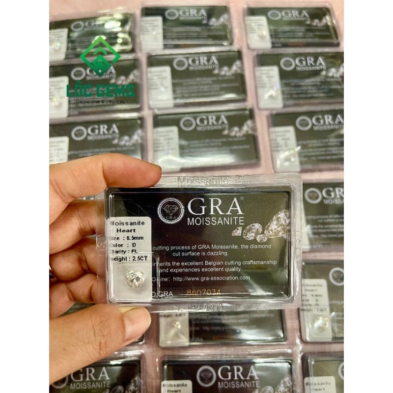 ( 8.0 - 12 mm) Kim cương Moissanite Hình Trái Tim nước D/FL - Giấy kiểm định GRA - Hàng Mỹ USA