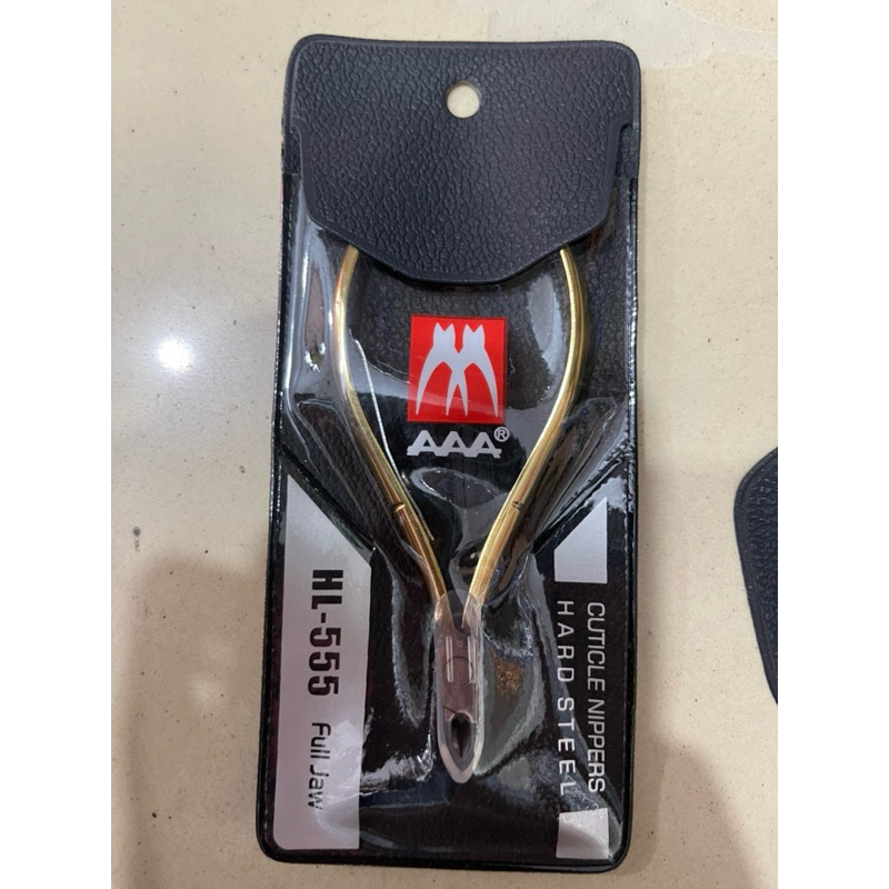 kìm cát da Ba chữ A  mã D205 và D555