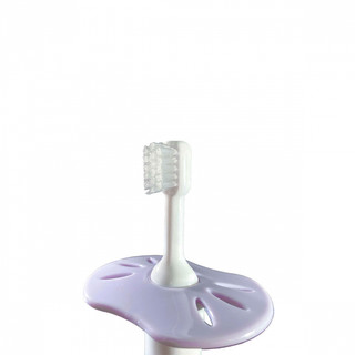 Bàn chải đánh răng Combi Candy Color bước 3