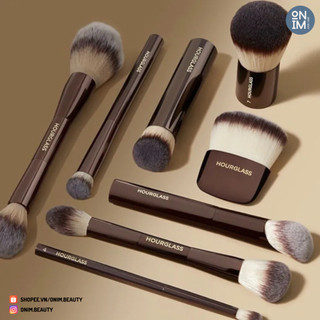 [𝐀𝐮𝐭𝐡-𝐁𝐢𝐥𝐥 𝐔𝐒] Cọ Hourglass Brush - ᴏᴍɪᴍ ʙᴇᴀᴜᴛʏ