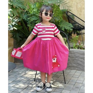 Váy gấu dâu kẻ cho bé gái 10-30kg