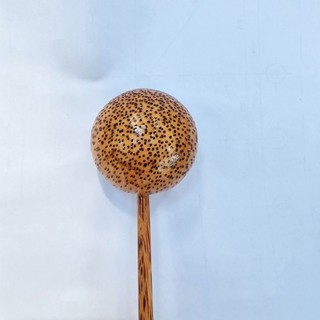 Gáo dừa múc nước, nước tương, chất lỏng,....