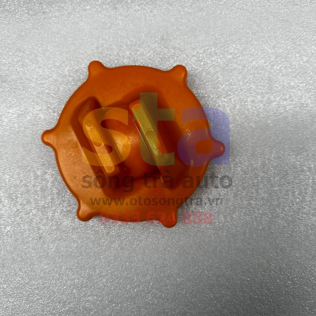 Nắp bình nhiên liệu máy ủi D31 -17, D53 - 18. Nắp dầu máy ủi D31, D53 hàng cao cấp