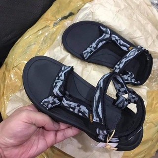 Dép Teva Nữ