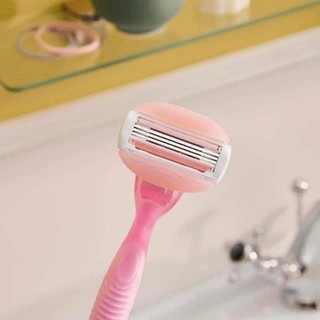 Set 2 dao cạo Venus có đầu bơ dưỡng