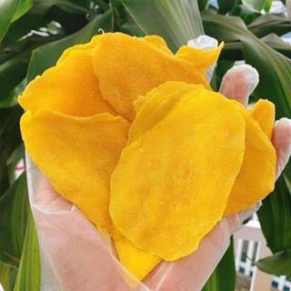Xoài Sấy Dẻo Muối Ớt Nguyên Miếng 500g, Đặc Biệt Vị Chua Cay, Mềm Dẻo, Không Xơ