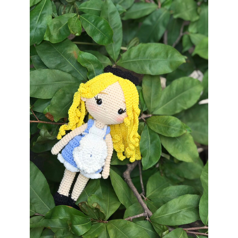 búp bê alice bằng len