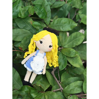Búp bê alice bằng len