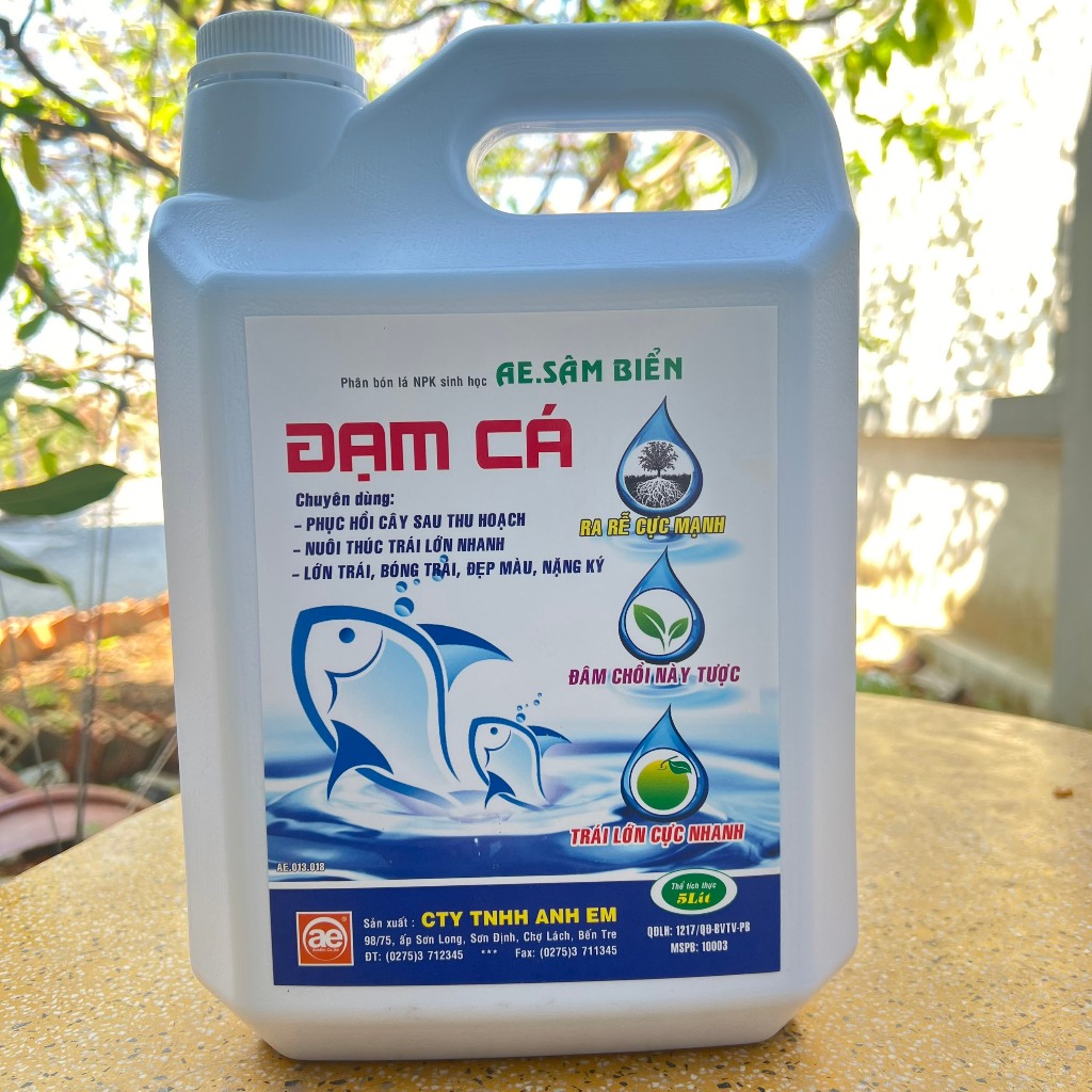 Phân đạm cá hồi, rong biển hữu cơ (Can 5L) bổ sung Humic và Amino acid giúp kích rễ, phục hồi sinh trưởng cây trồng