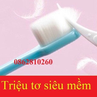 Combo bàn chải và kem đánh răng