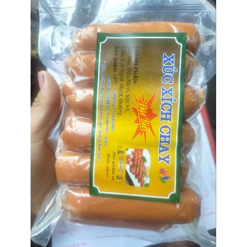 xúc xích đặc biệt chay 500g