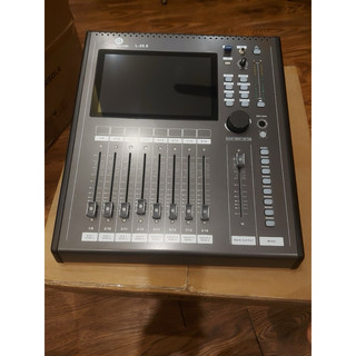 Mixer số dễ sử dụng