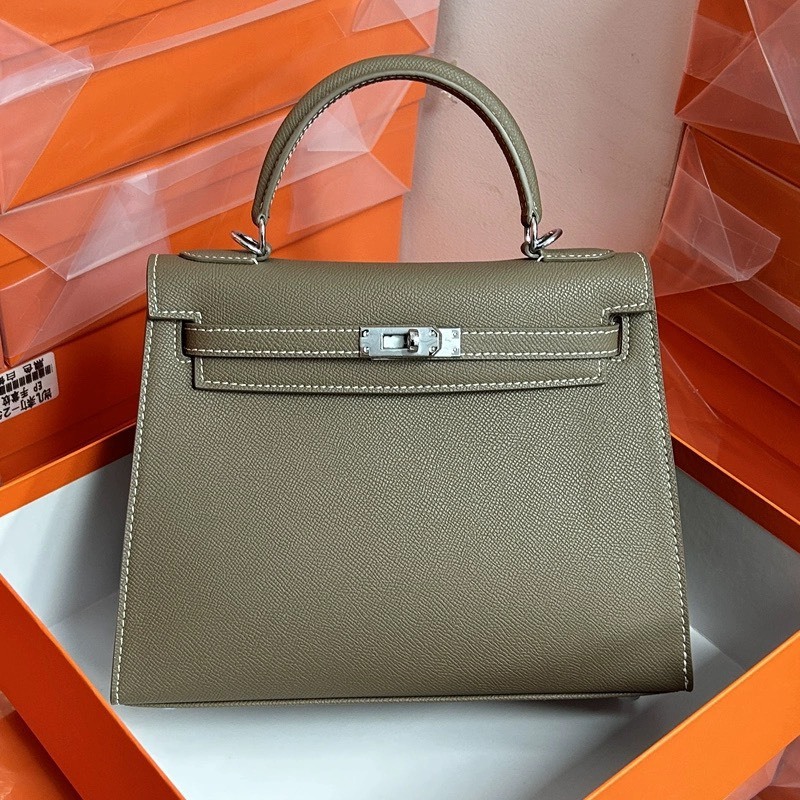 Túi xách nữ hm Size 25 thiết kế ổ khoá mạ vàng size 20/25 siêu thời trang hót 2024-newtuixachnu