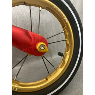 Ốc giọt nước gắn bánh xe