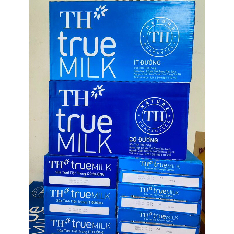 1 thùng Sữa Tươi TH True Milk 48 hộp x 110ml Ít Đường/Có Đường.