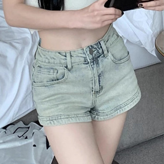 Quần Short Jeans Nữ  , Quần Đùi Nữ Chất Liệu Denim Phối Túi Sau Phong Cách Đường Phố Hàn Quốc