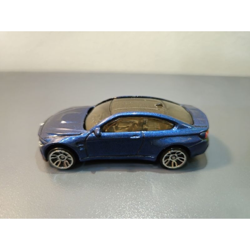 Xe mô hình Hot Wheels không hộp BMW M4