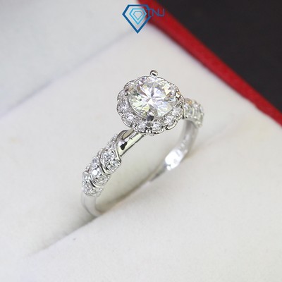Nhẫn bạc nữ công chúa Moissanite 6ly xi bạch kim kèm thẻ tra cứu mặt bông hoa sang trọng NNM0033 - Tramg Sức TNJ