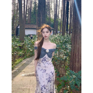 Đầm trễ vai hoa đuôi cá xoè qccc