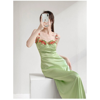 đầm phi lụa hai dây đính hoa