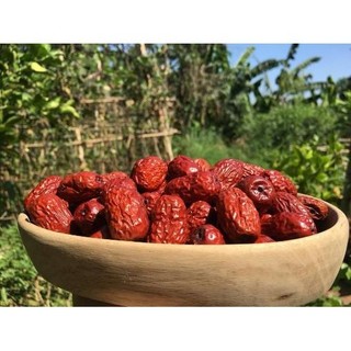 Táo đỏ Tân Cương 1kg táo đỏ quả to đều chắc thịt không xốp loại thượng hạng - Dược Liệu Quý