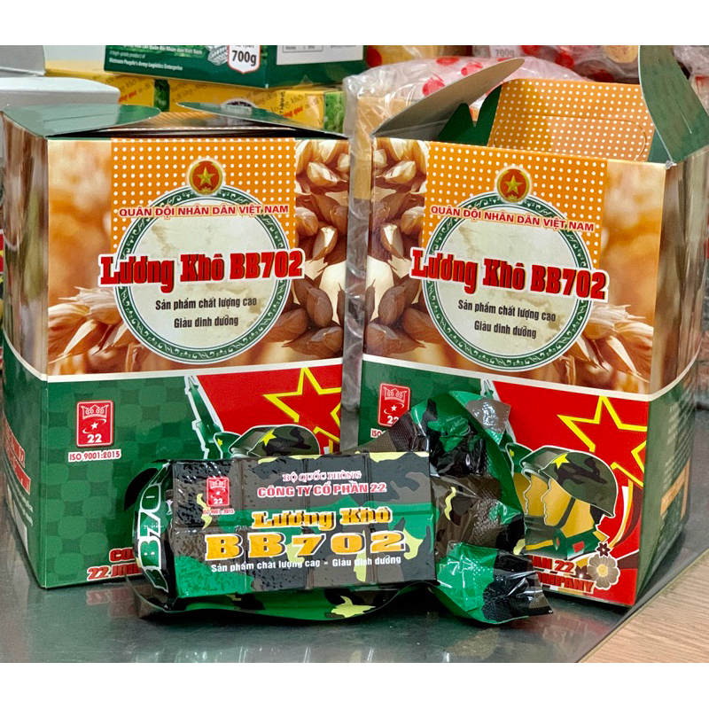 Lương khô BB702 700gr có 10 gói