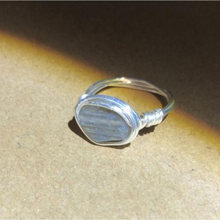 Nhẫn đá Labradorite handmade
