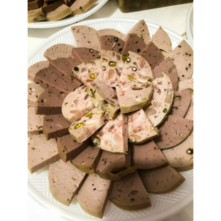 500gram chả lụa heo Quảng Ngãi chả bò Quảng Ngãi hàng tuyển ngon loại 1 không pha