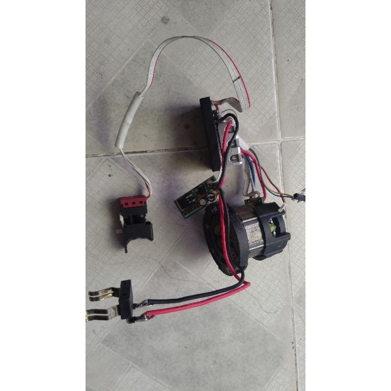 mạch cưa kiếm  ryobi 18v không than