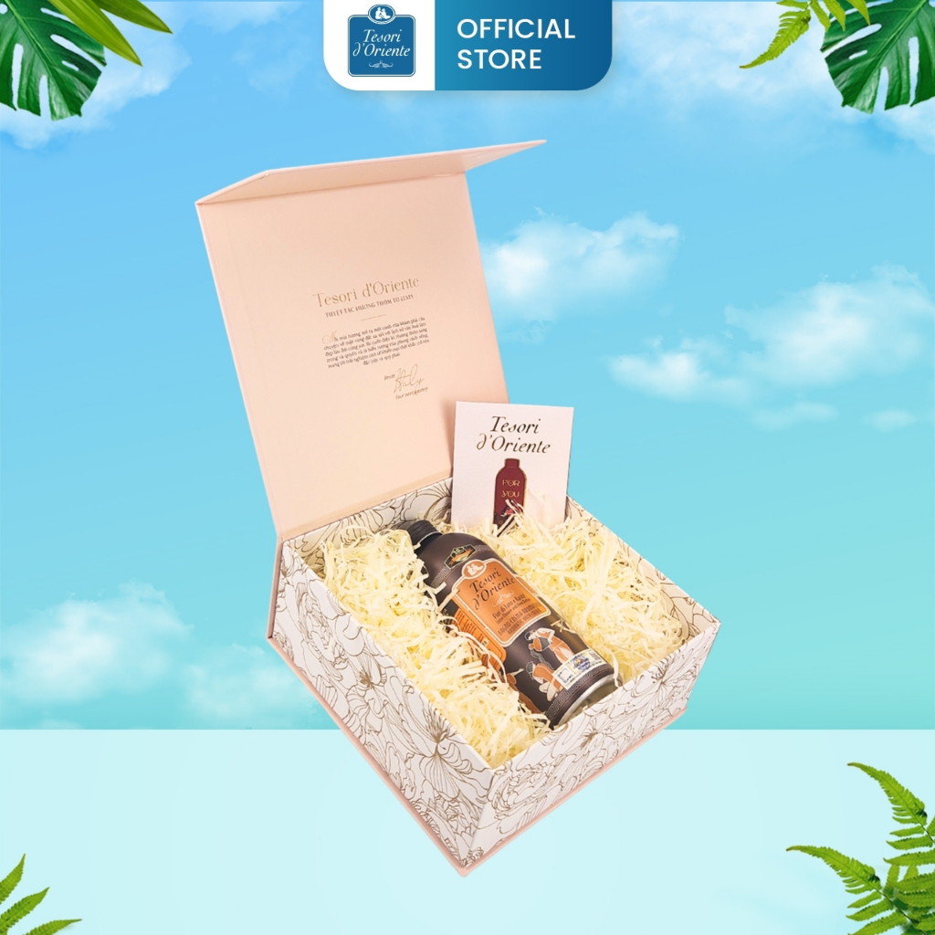 Hộp quà Sữa tắm Tesori d' Oriente 500ml kèm túi giấy và thiệp phù hợp làm quà tặng các dịp đặc biệt phiên bản 2024