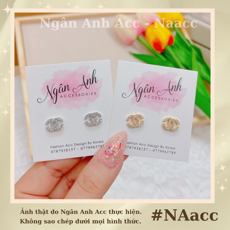 Bông tai, khuyên tai xi bạch kim, ximạ vàng mini đính đá hình logo thương hiệu chà leo 𝐍𝐀𝐚𝐜𝐜 - 𝐍𝐠𝐚̂𝐧 𝐀𝐧𝐡 𝐀𝐜𝐜