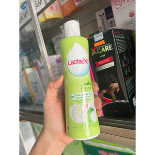 Dung dịch vệ sinh phụ nữ LACTACID lá trầu 250ml ( ngày dài tươi mát)