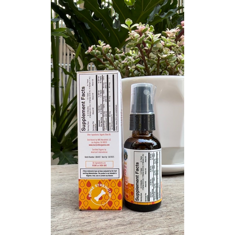 Vitamin D3K2 hữu cơ dạng xịt Mary ruth 30ml