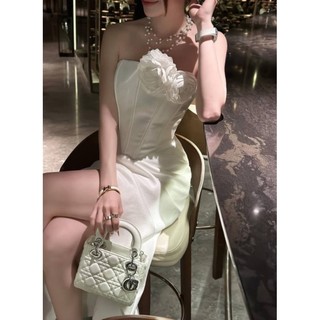 Freesize > ĐẦM  CÚP NGỰC BÈO HOA XẺ ĐÙI SANG CHẢNH