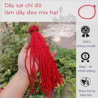 Sợi chỉ đỏ may mắn làm vòng tay xinh xắn