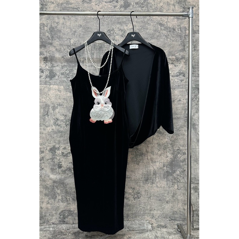 Váy nhung chuột xinh iu