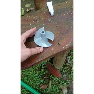 Cánh jet 85 mm lắp phản lực nước .
