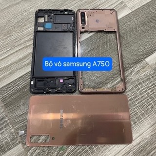 Bộ vỏ + sườn samsung a7 2018 kèm blacket zin hàng cao cấp