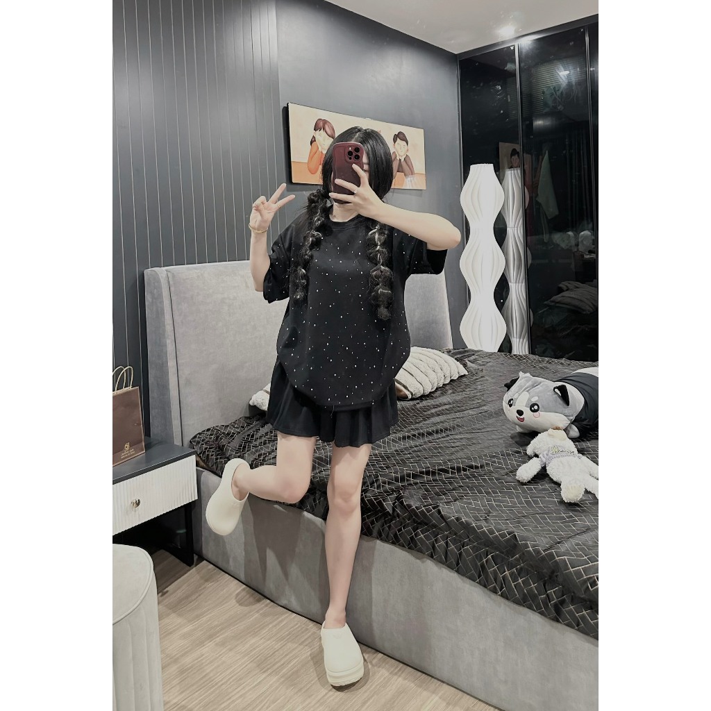 Set Bộ Đồ Đính Đá, Áo Phông Tay Lỡ Đính Đá Mix Chân Váy Xếp Ly Siu Xinh S387