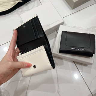 [Auth] Ví gập Daylla wallet 𝗖𝗵𝗮𝗿𝗹𝗲𝘀- 🖤 -𝗞𝗲𝗶𝘁𝗵 ( CK6-10770625 )