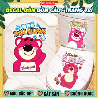 Miếng Dán Nắp Bồn Cầu Gấu Dâu Chống Nước 🌈Freeship Decal Gấu Dâu Dán Tường, Kính, Toilet Trang Trí Dễ Thương