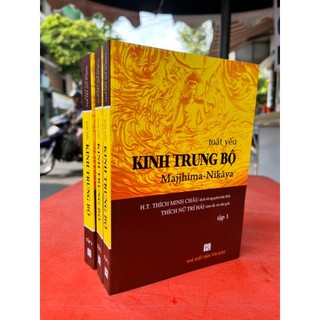 Sách - toát yếu kinh trung bộ