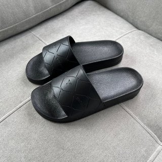 Dép lê nam nữ quai da LOGO XT YOFEET hai màu đen và trắng hot Mã: BM 45